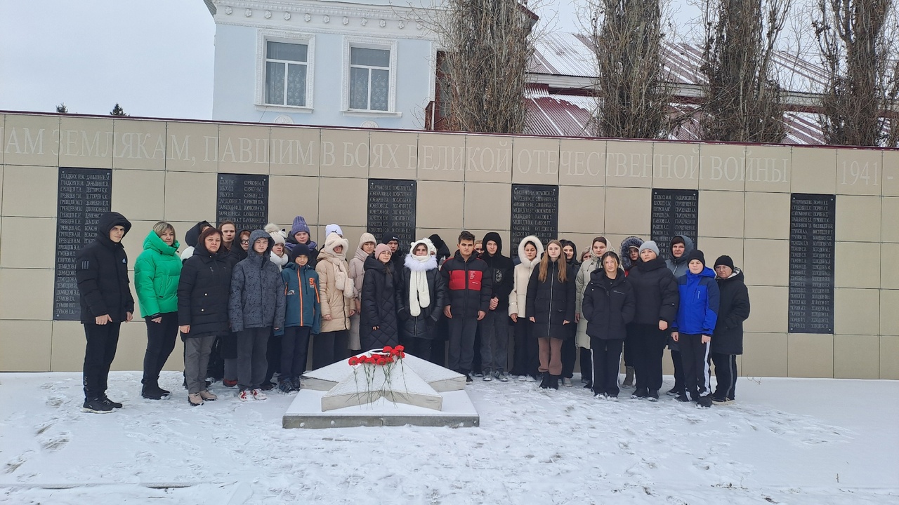 В Калачеевском районе прошли торжественные мероприятия, посвященные 82-й годовщине освобождения Воронежа от немецко-фашистских захватчиков..