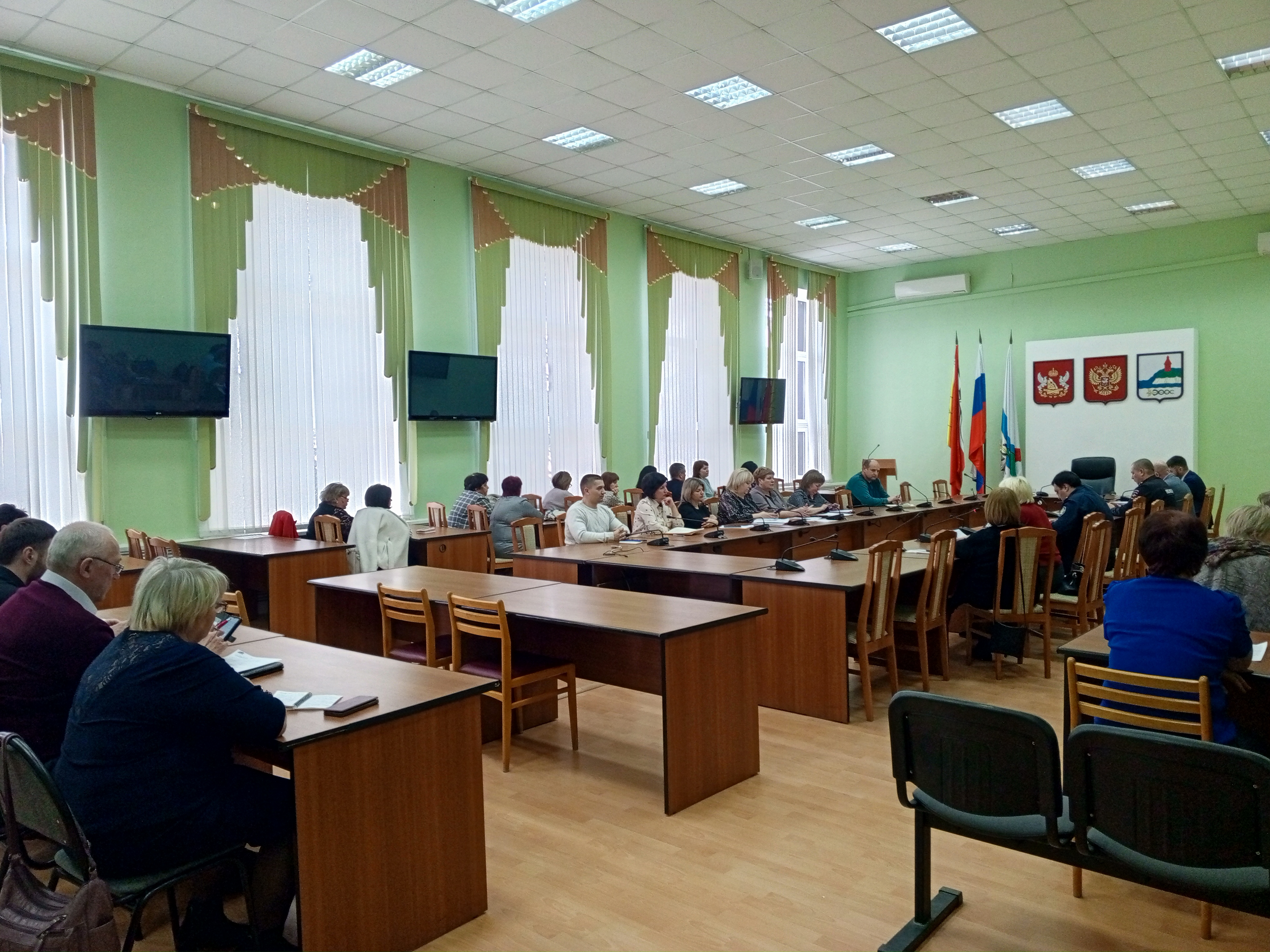 21 марта в зале совещаний, под руководством заместителя главы администрации-руководителя отдела по образованию администрации Калачеевского муниципального района..