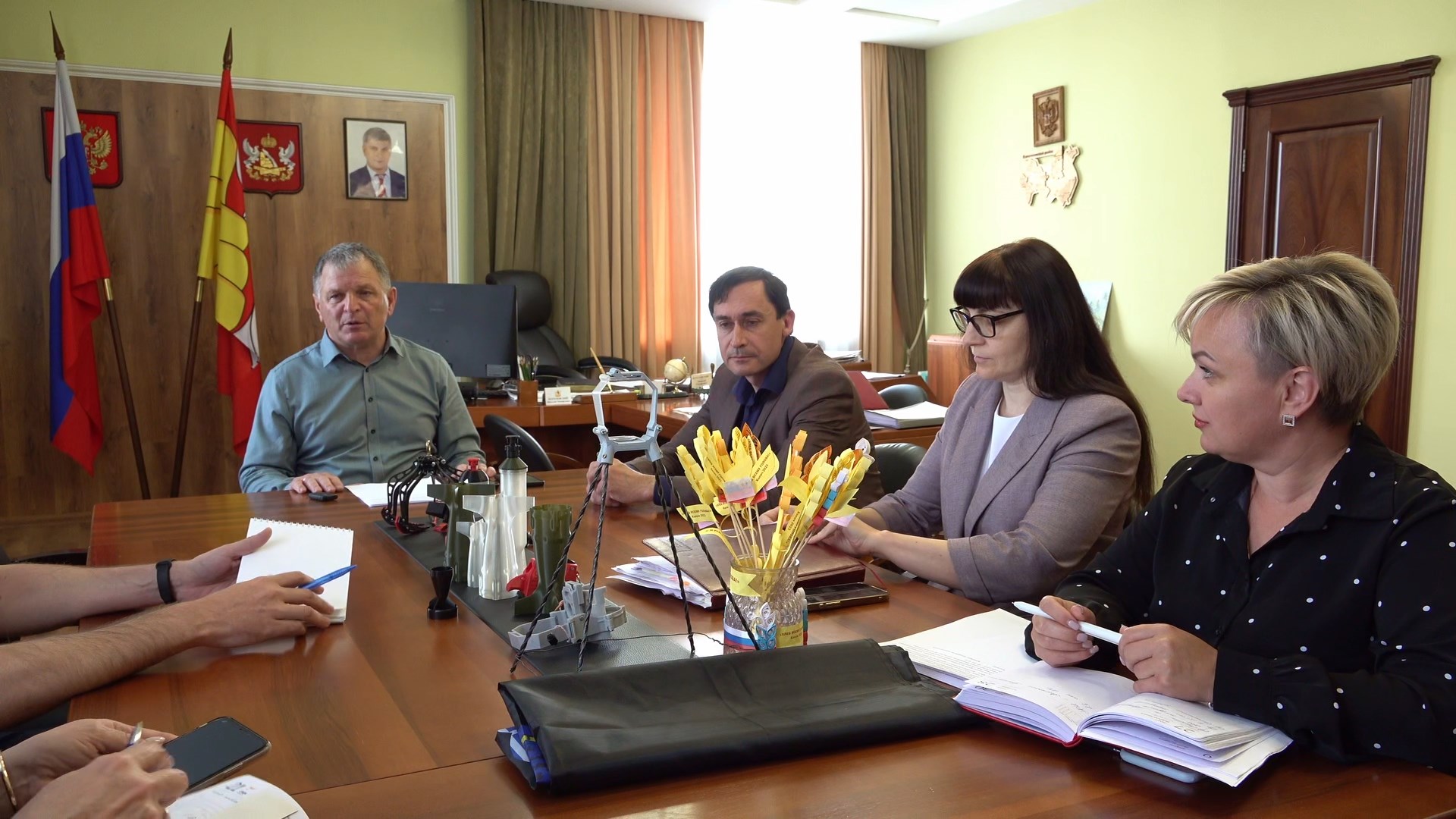 Николай Котолевский провел рабочую встречу с директором ООО «Универсал Строй» (элеватор)..