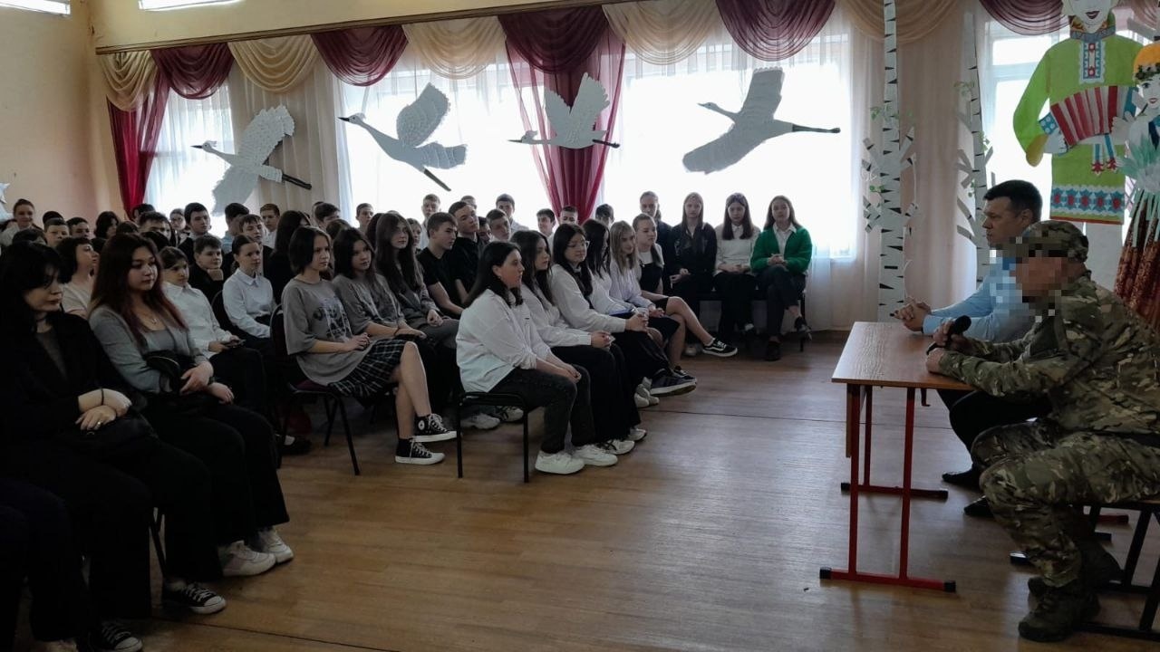 Встречи с участниками СВО в МБОУ Заводской СОШ им. И.Д. Лихобабина происходят не случайно..