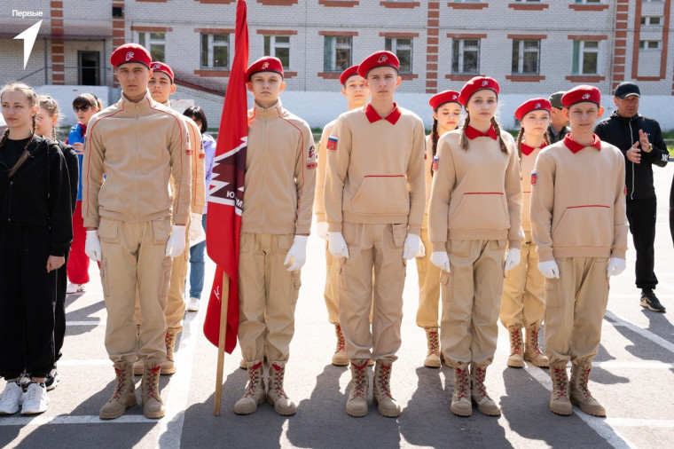 На площадке военно-патриотического центра «Авангард» в Лискинском районе прошел зональный этап игры «Зарница 2.0», в котором приняли участие команды-победители муниципальных этапов. На площадке военно-патриотического центра «Авангард» в Лискинском районе прошел зональный этап игры «Зарница 2.0», в котором приняли участие команды-победители муниципальных этапов.