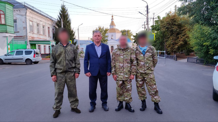 Глава администрации Калачеевского муниципального района встретился с контрактниками.. Глава администрации Калачеевского муниципального района встретился с контрактниками..