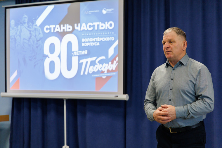 Ежегодно сотни, а порой и тысячи людей со всей нашей страны участвуют в добровольческих мероприятиях!. Ежегодно сотни, а порой и тысячи людей со всей нашей страны участвуют в добровольческих мероприятиях!.
